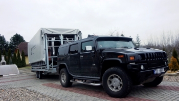 Mobilní pódium s ozvučením