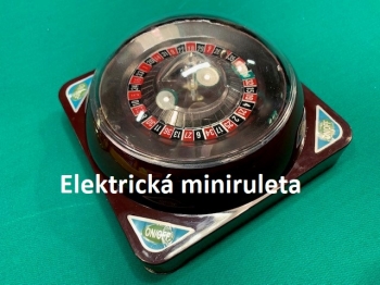 Kdo si hraje, nezlobí