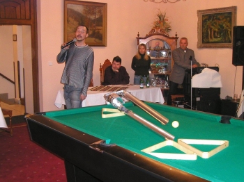 Bohuš Matuš a Pavel Halamka na exhibici na zámku v Krumlově - mobilní casino kasino